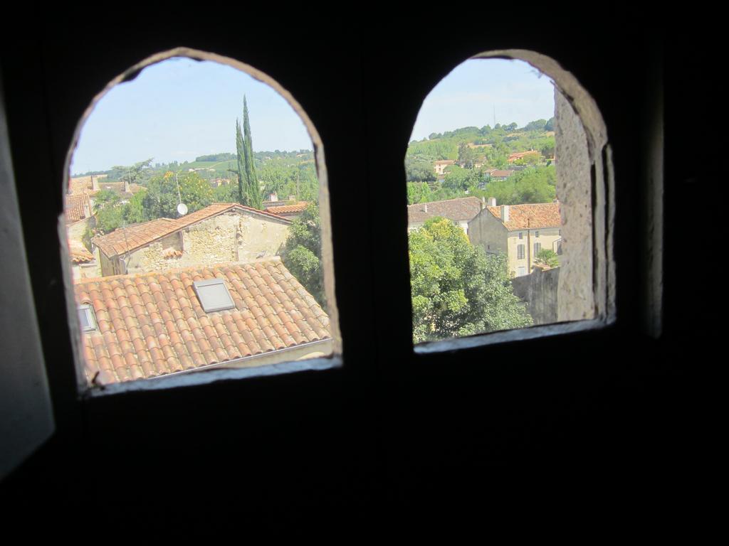 Chambre D'Hotes La Tour De Brazalem Nérac Zimmer foto