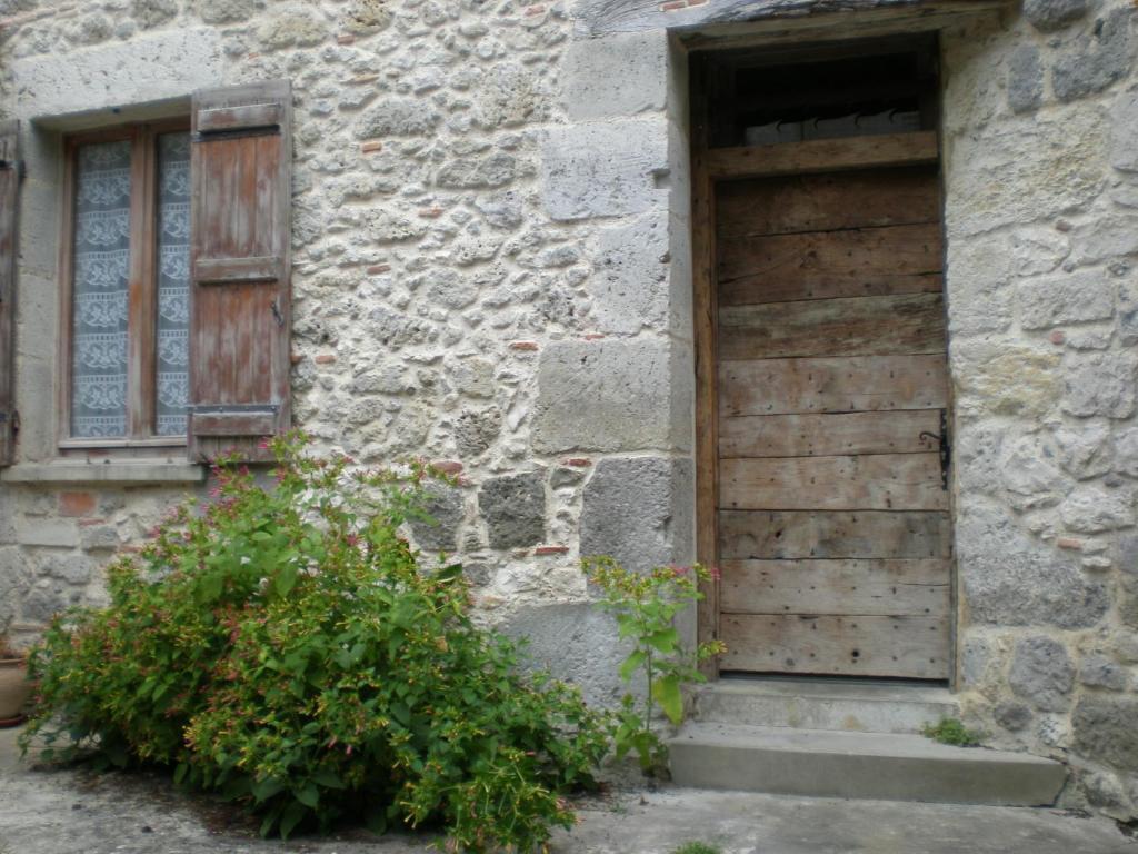 Chambre D'Hotes La Tour De Brazalem Nérac Zimmer foto